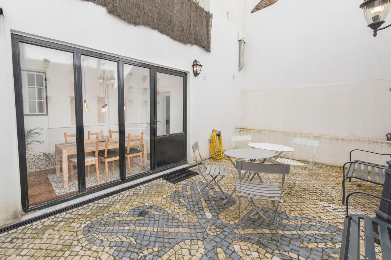 Lovelystay - Bica Patio Duplex Lisboa Kültér fotó