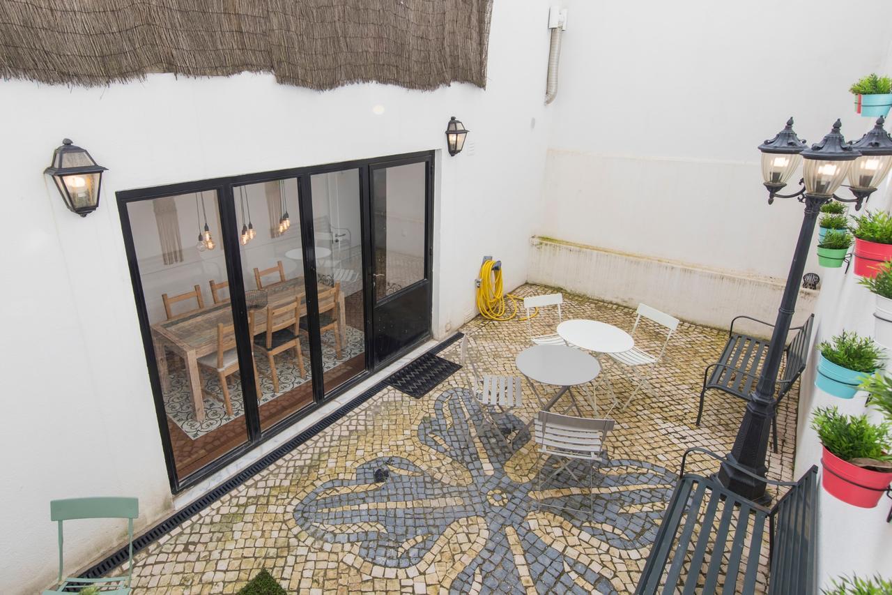 Lovelystay - Bica Patio Duplex Lisboa Kültér fotó